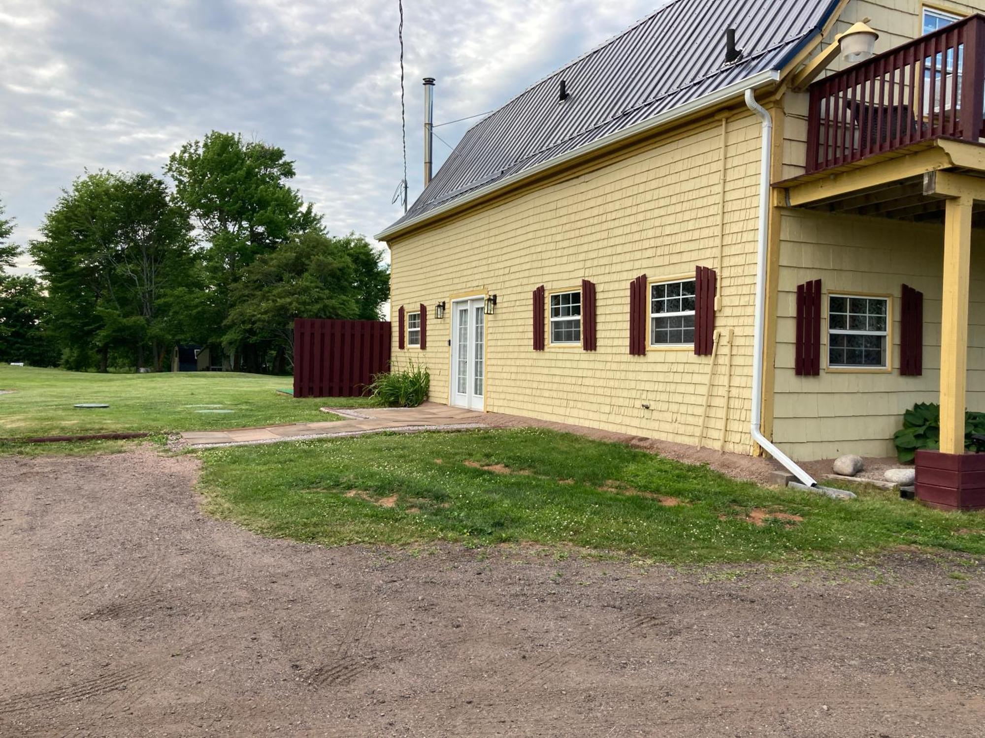 A Country Home Inn The City Charlottetown Buitenkant foto